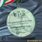 Medaglia trasparente personalizzata con logo sportivo